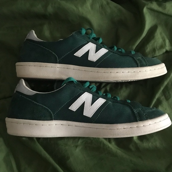 New Balance Shoes - Picture 3 of 4